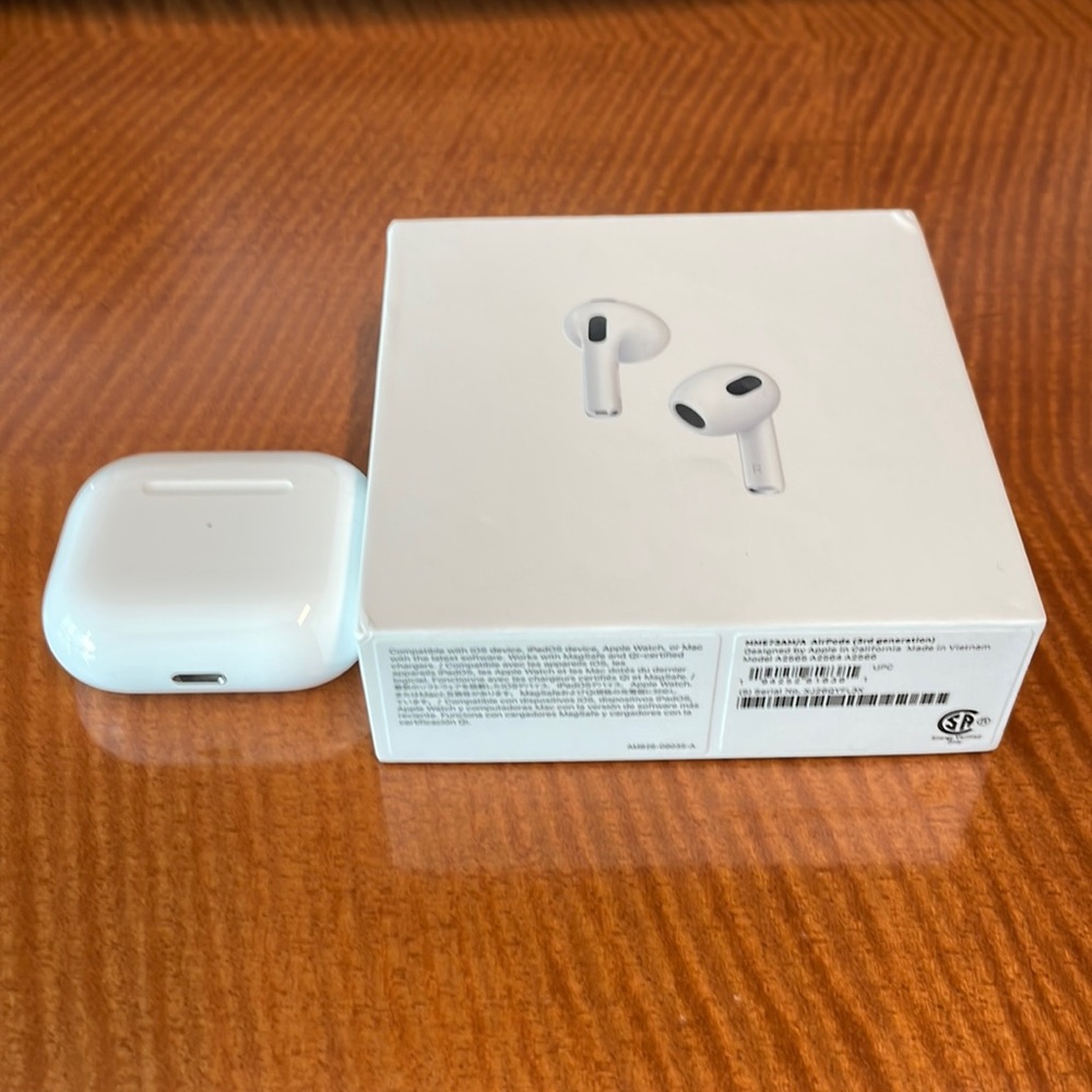 Apple AirPods